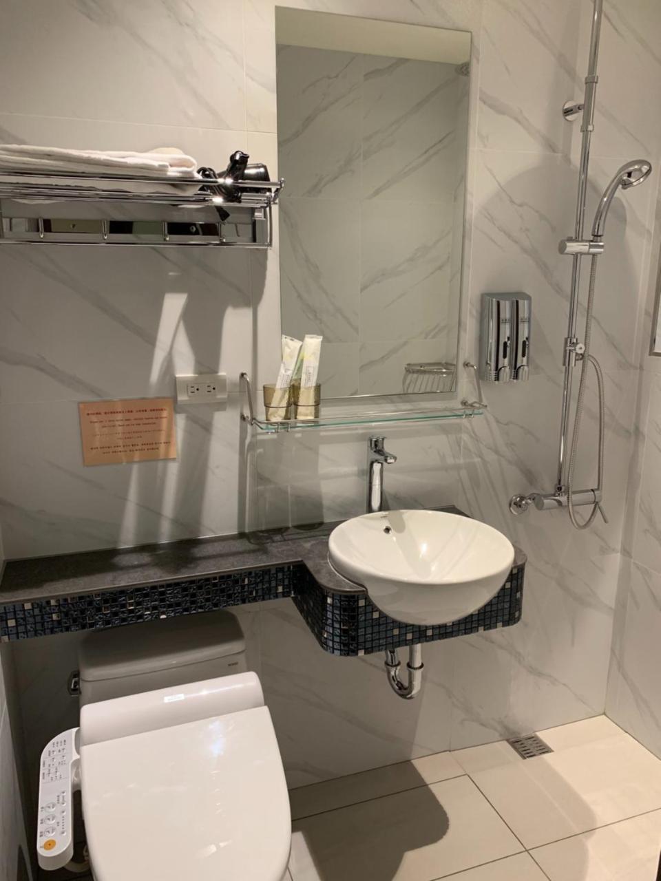 媞婭行旅 Teeya Apt Taipei Exteriör bild